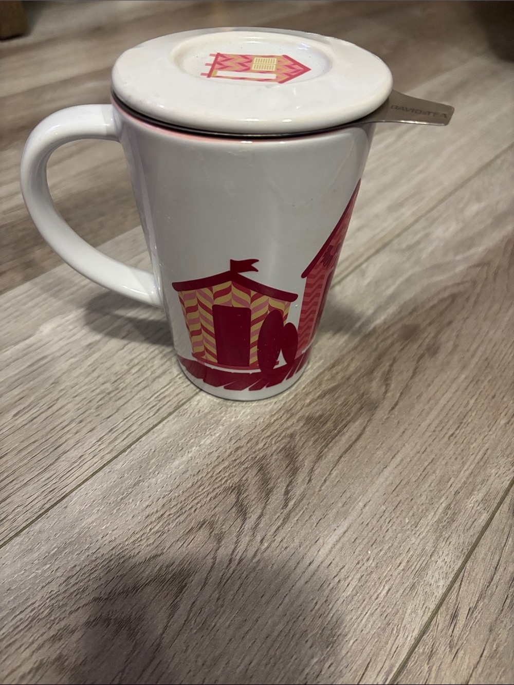 David’s Tea White Ceramic Mug with Pink Beach Hut Motif with Tea Infuser and Lid